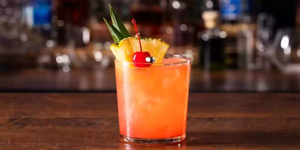 Best Tropical Drinks: Vodka And Cocktail Fun